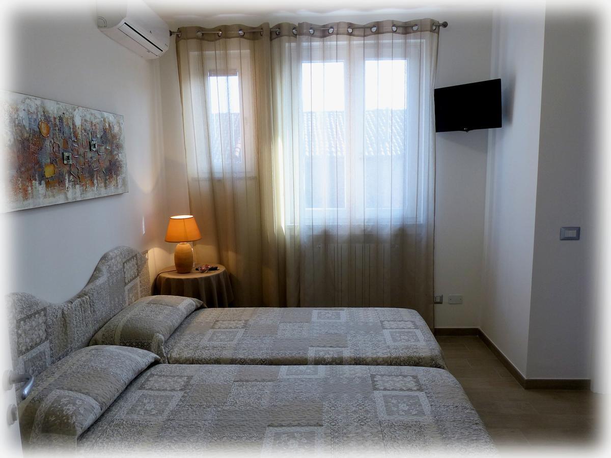 Marinella Guest House Cornale Eksteriør billede